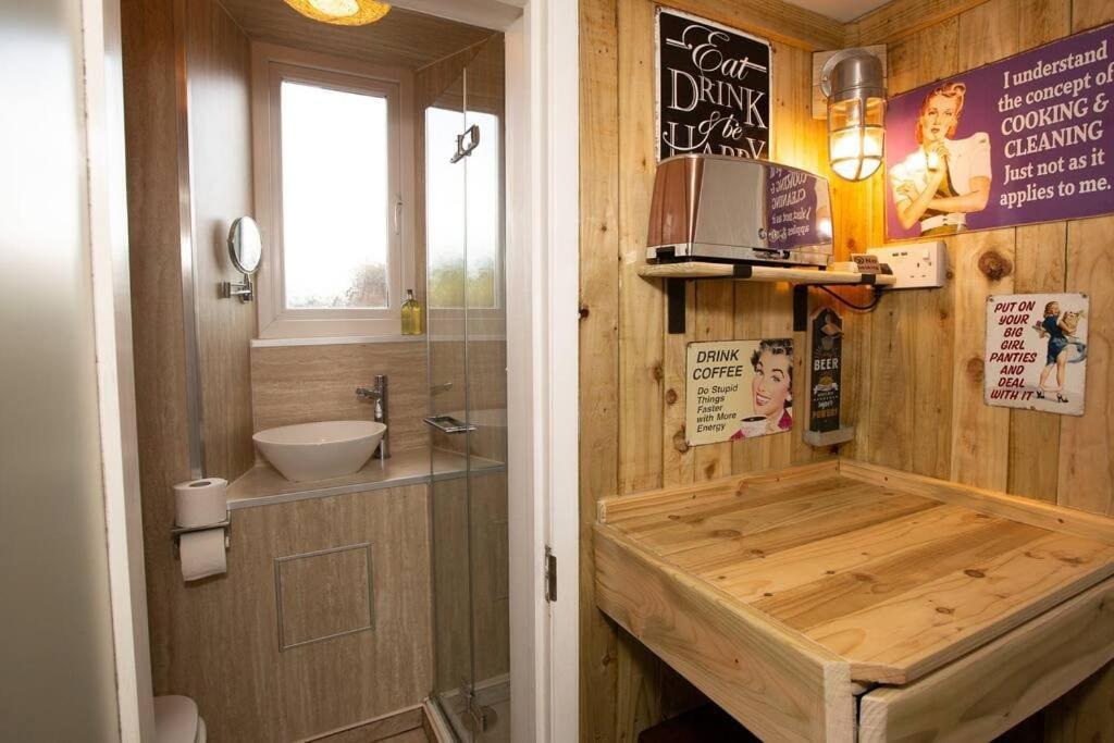Apartment The Baby Grand- Quirky & Compact